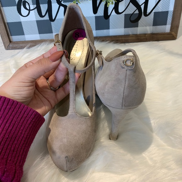 Guess heels - Picture 1 of 3